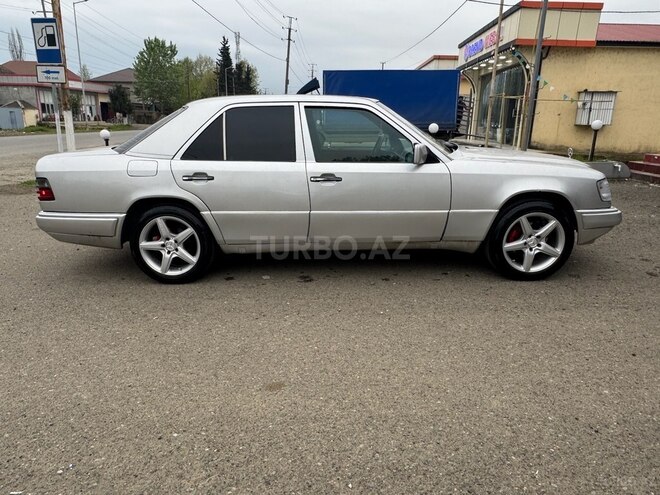 Mercedes E 220 1994, 370,000 km - 2.2 l - Lənkəran