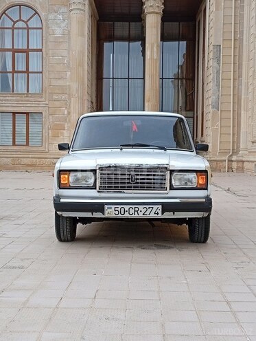 LADA (VAZ) 2107 2001, 95,000 km - 1.6 l - Ucar