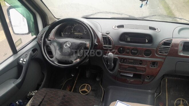 Mercedes Sprinter 313 2006, 545,453 km - 2.2 l - Qazax