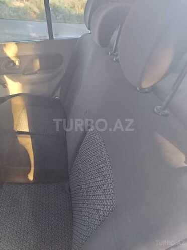 Renault Clio 2006, 202,250 km - 1.4 l - Sabirabad