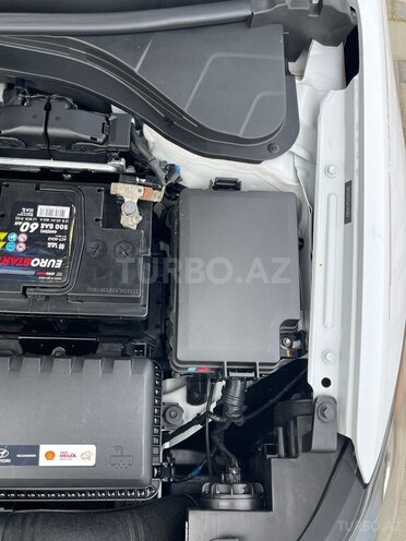 Hyundai Elantra 2017, 26,681 km - 2.0 л - Bakı