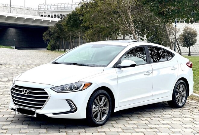 Hyundai Elantra 2017, 26,681 km - 2.0 л - Bakı