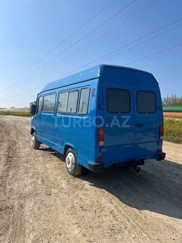 Mercedes 208 D 1992, 356,845 km - 2.5 l - Bakı