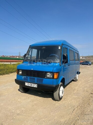 Mercedes 208 D 1992, 356,845 km - 2.5 l - Bakı