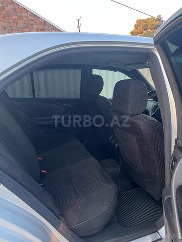 Mercedes E 270 2001, 360,000 km - 2.7 l - Gəncə