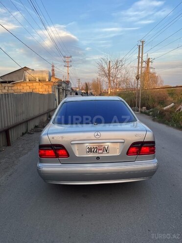 Mercedes E 270 2001, 360,000 km - 2.7 l - Gəncə