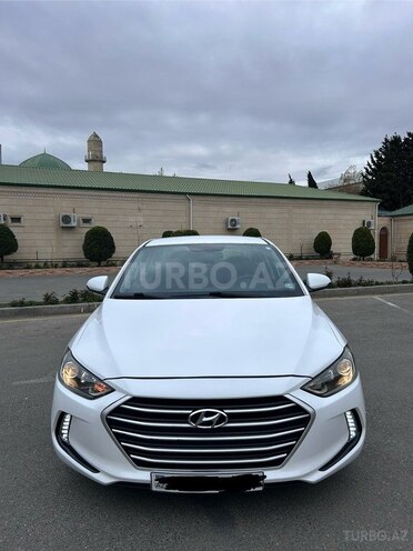 Hyundai Elantra 2018, 88,000 km - 2.0 l - Bakı