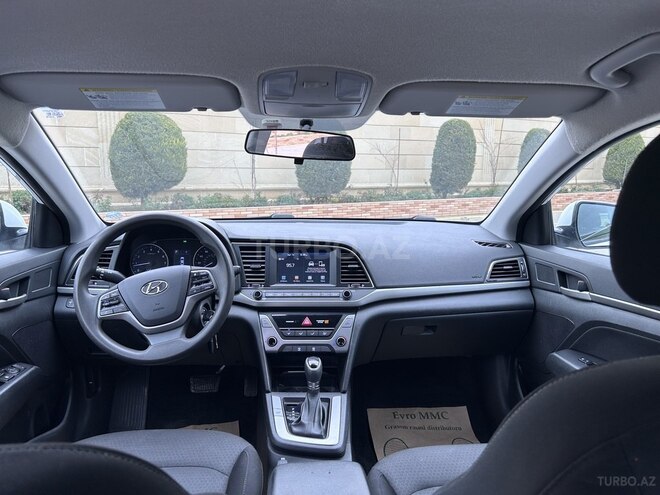 Hyundai Elantra 2018, 88,000 km - 2.0 l - Bakı