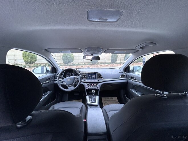 Hyundai Elantra 2018, 88,000 km - 2.0 l - Bakı