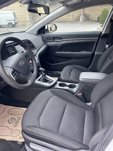 Hyundai Elantra 2018, 88,000 km - 2.0 l - Bakı
