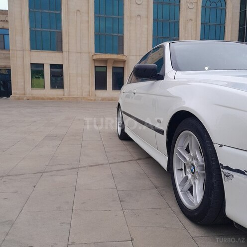 BMW 525 2000, 269,137 km - 2.5 l - Bakı