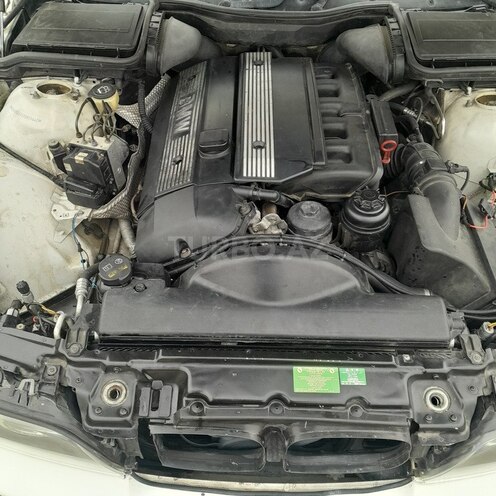 BMW 525 2000, 269,137 km - 2.5 l - Bakı