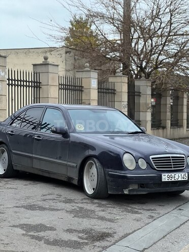 Mercedes E 270 1999, 397,000 km - 2.7 л - Bakı
