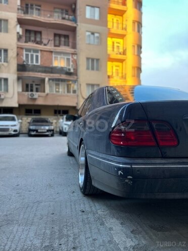 Mercedes E 270 1999, 397,000 km - 2.7 л - Bakı
