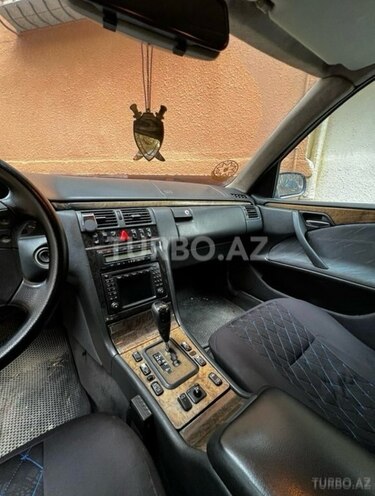 Mercedes E 270 1999, 397,000 km - 2.7 л - Bakı