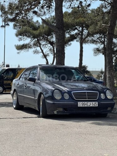 Mercedes E 270 1999, 397,000 km - 2.7 л - Bakı