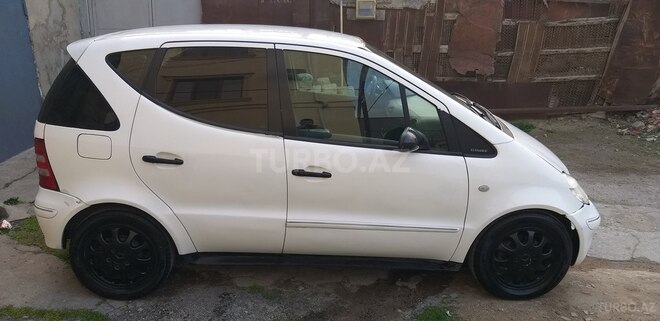 Mercedes A 160 2001, 288,000 km - 1.6 l - Bakı