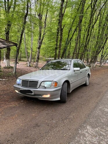 Mercedes C 200 1998, 256,765 km - 2.0 l - Bakı