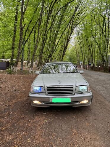 Mercedes C 200 1998, 256,765 km - 2.0 l - Bakı