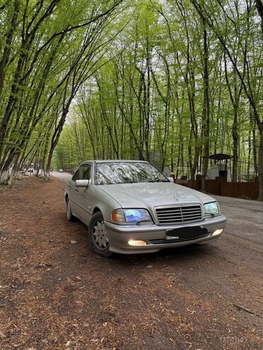 Mercedes C 200 1998, 256,765 km - 2.0 l - Bakı