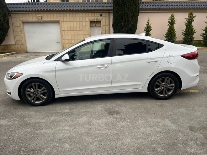 Hyundai Elantra 2016, 105,000 km - 2.0 л - Bakı