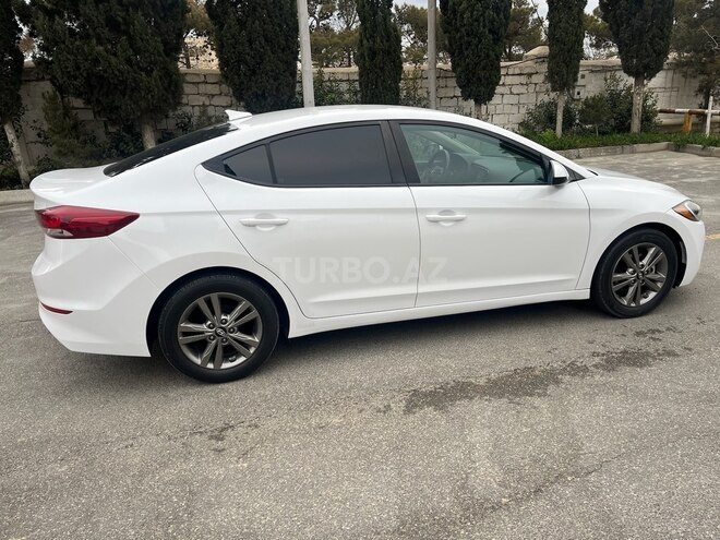 Hyundai Elantra 2016, 105,000 km - 2.0 л - Bakı