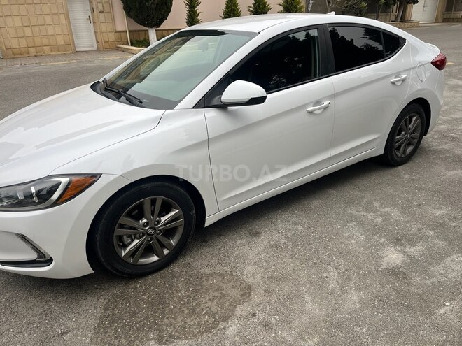 Hyundai Elantra 2016, 105,000 km - 2.0 л - Bakı