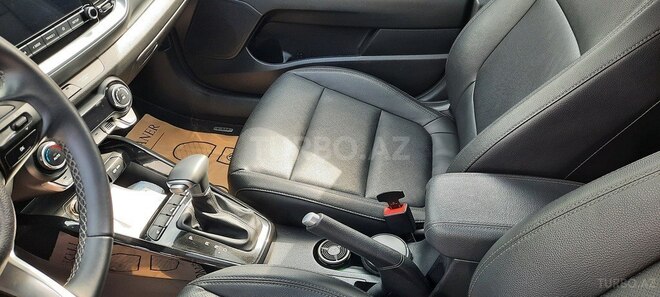 Kia Stonic 2023, 30,900 km - 1.4 l - Bakı