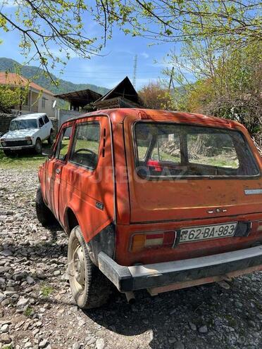 LADA (VAZ) Niva 1985, 450,000 km - 1.7 л - Qax
