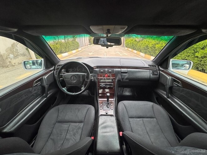 Mercedes E 230 1996, 362,154 km - 2.3 l - Bakı