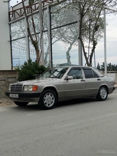 Mercedes 190 1990, 110,000 km - 2.3 l - Bakı