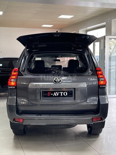 Toyota Land Cruiser Prado-14