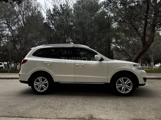 Hyundai Santa Fe 2011, 329,740 km - 2.4 l - Bakı