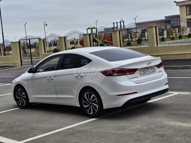 Hyundai Avante 2016, 165,819 km - 1.6 l - Bakı