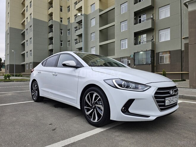 Hyundai Avante 2016, 165,819 km - 1.6 l - Bakı