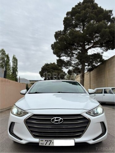 Hyundai Elantra 2017, 241,402 km - 2.0 л - Bakı
