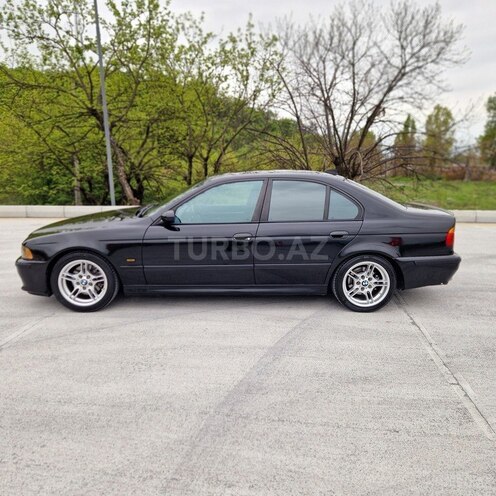 BMW 530 2001, 283,000 km - 3.0 л - Zaqatala