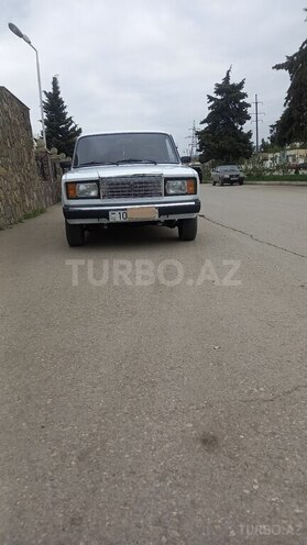 LADA (VAZ) 2107 2007, 74,444 km - 1.6 l - Quba