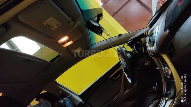 Hyundai Elantra 2011, 124,035 km - 1.8 l - Bakı
