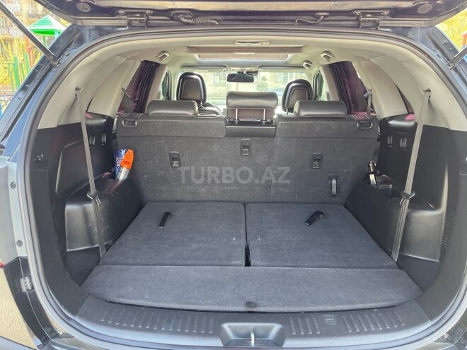 Kia Sorento-12