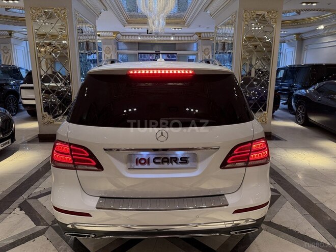 Mercedes GLE 250 4MATIC-6