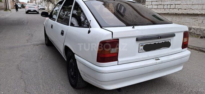 Opel Vectra 1991, 541,000 km - 1.6 l - Bakı