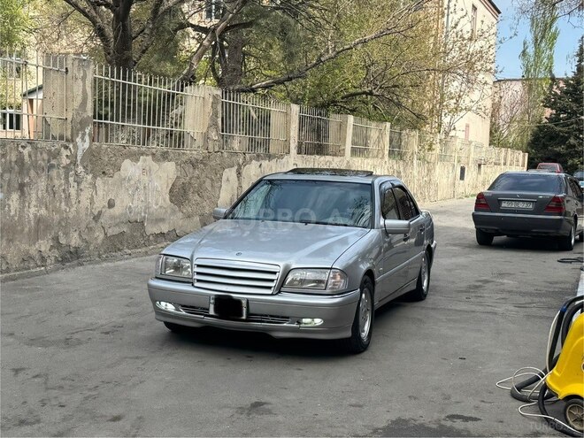 Mercedes C 240 1999, 234,444 km - 2.4 л - Bakı