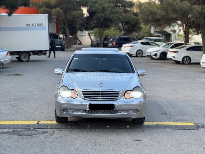 Mercedes C 240 2001, 245,666 km - 2.4 l - Bakı