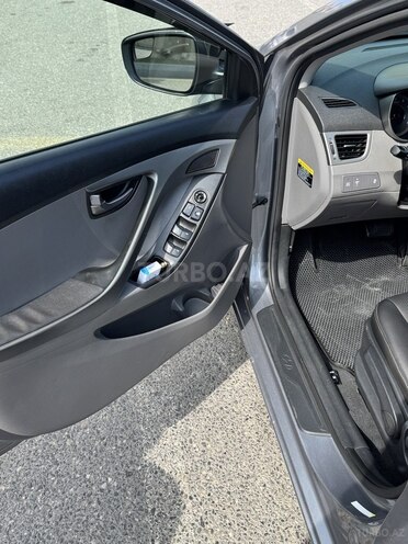 Hyundai Elantra 2014, 110,000 km - 1.8 l - Bakı