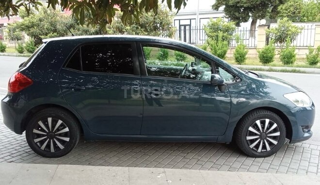 Toyota Auris 2008, 300,000 km - 1.4 l - Bakı