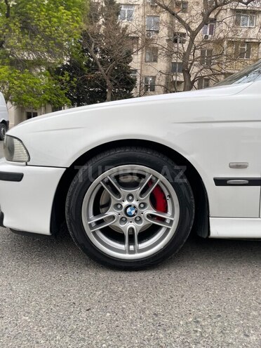 BMW 530 2001, 328,900 km - 3.0 l - Bakı