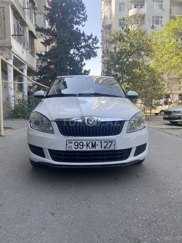 Skoda Fabia 2012, 320,000 km - 1.6 l - Bakı