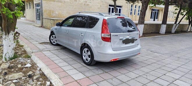 Hyundai i30 2010, 250,000 km - 1.6 l - Şirvan