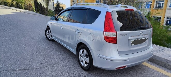 Hyundai i30 2010, 250,000 km - 1.6 l - Şirvan